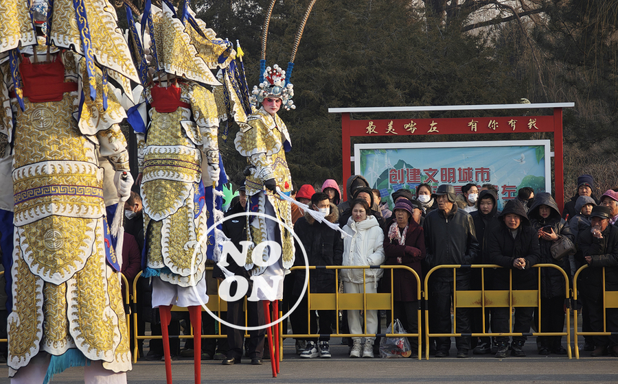 OpenAI全球扩展计划揭秘:表面推广“民主AI”,暗里为巩固自己地位