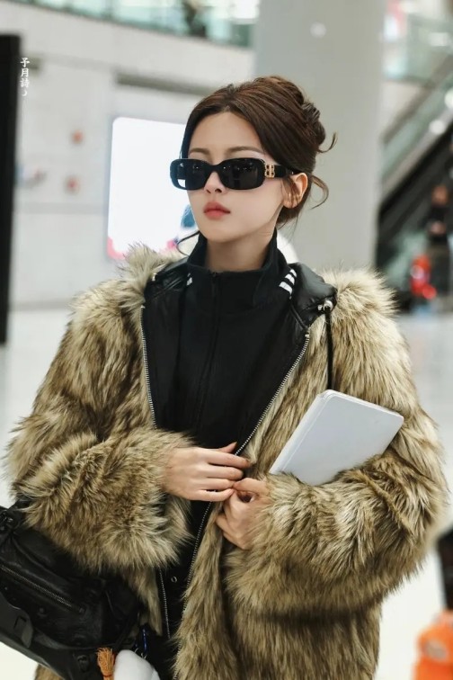 AI万亿大基建，钱从哪儿来？